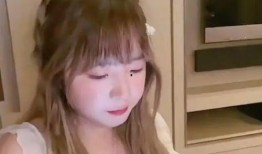 网红小娇妻吃瓜,揭秘背后真相与争议