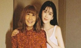赵樱子送礼物爆料视频,视频曝光背后的感人故事